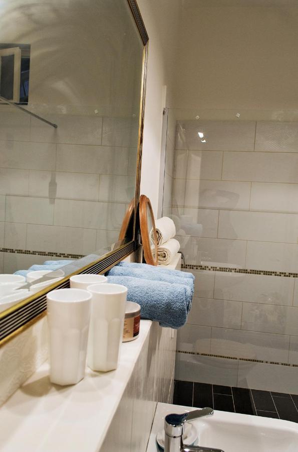 Adorable, Cosy Apartment At The Heroes' Square Budapeste Exterior foto